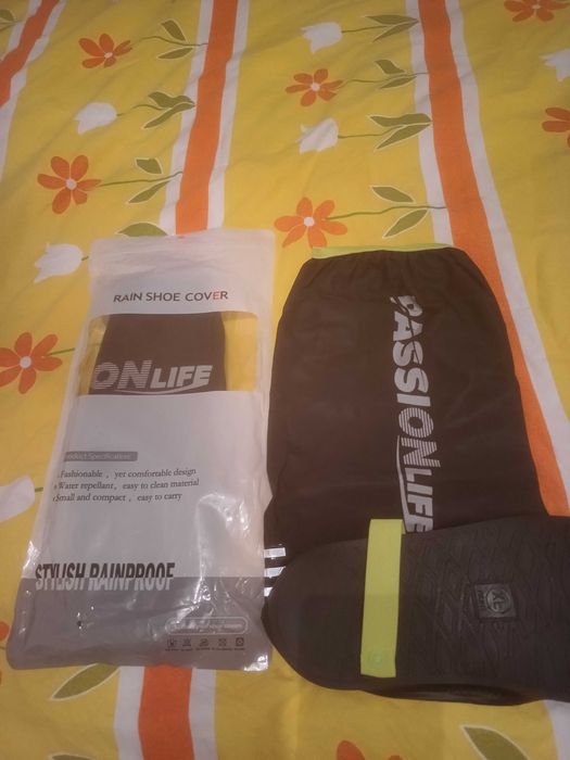 Водоустойчиви калъфи за спортни обувки (XL) за многократна употреба.