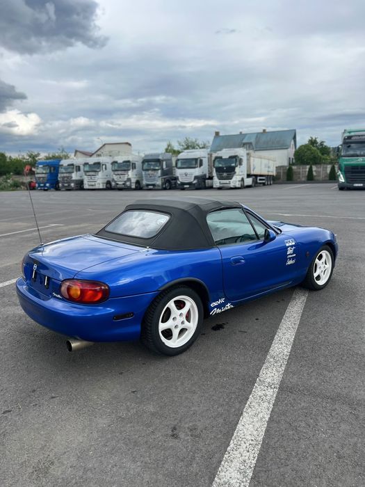 Mazda Mx5 NB.