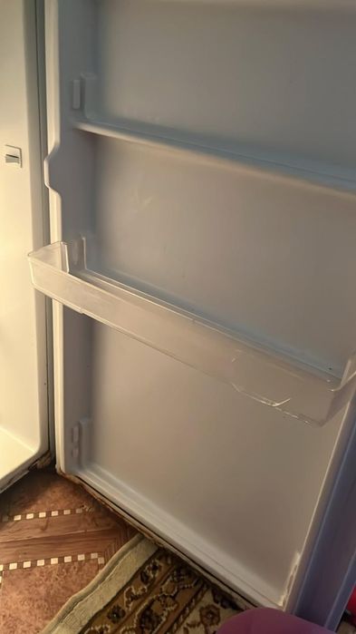 Продам мини холодильник