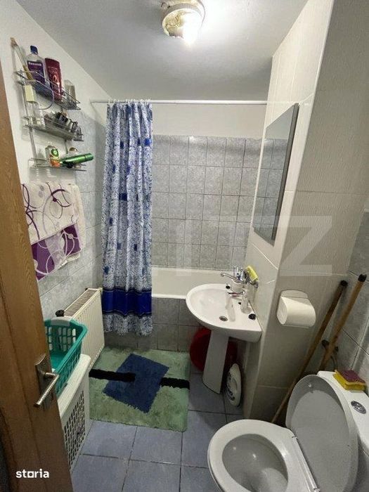 Apartament de vanzare , 70 mp , Zona Carpati 2