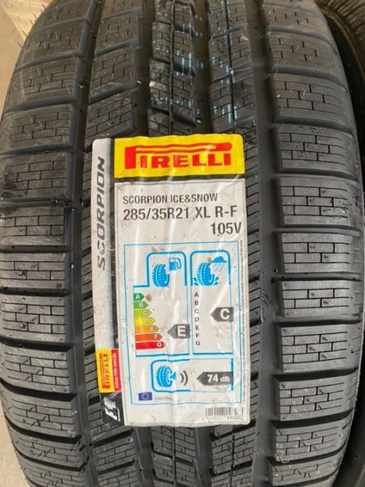 vand set anvelope 285/35/21-325/30/21 pirelli runflat de iarnă noi