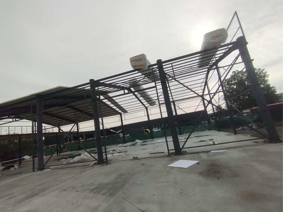 Vand hala metalica cu turnare cuzineti hala metalica cu panouri