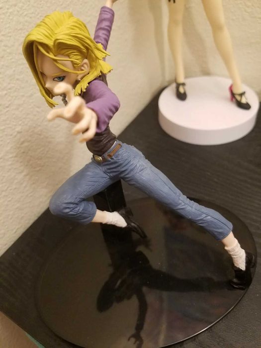 Figurina Dragon Ball Anime - Android 18