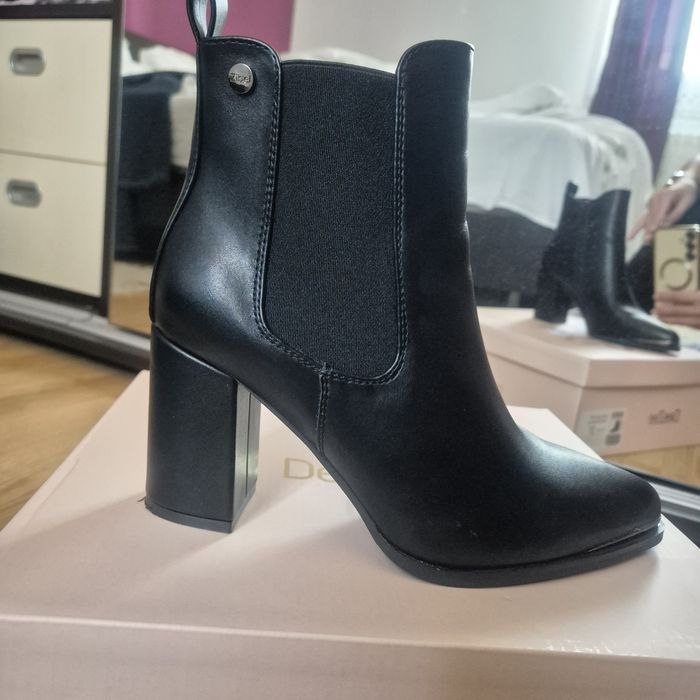 Botine DeeZee mas 37