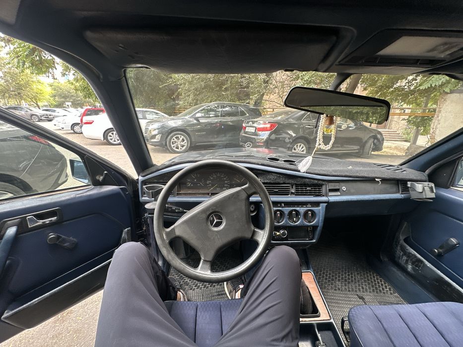 MERCEDES W201 (190)