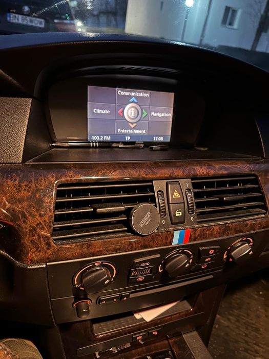 Vand masina bmw 525d 2005