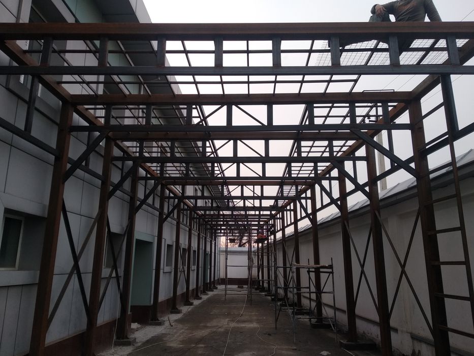 Услуги сварщика  метолоконструкция