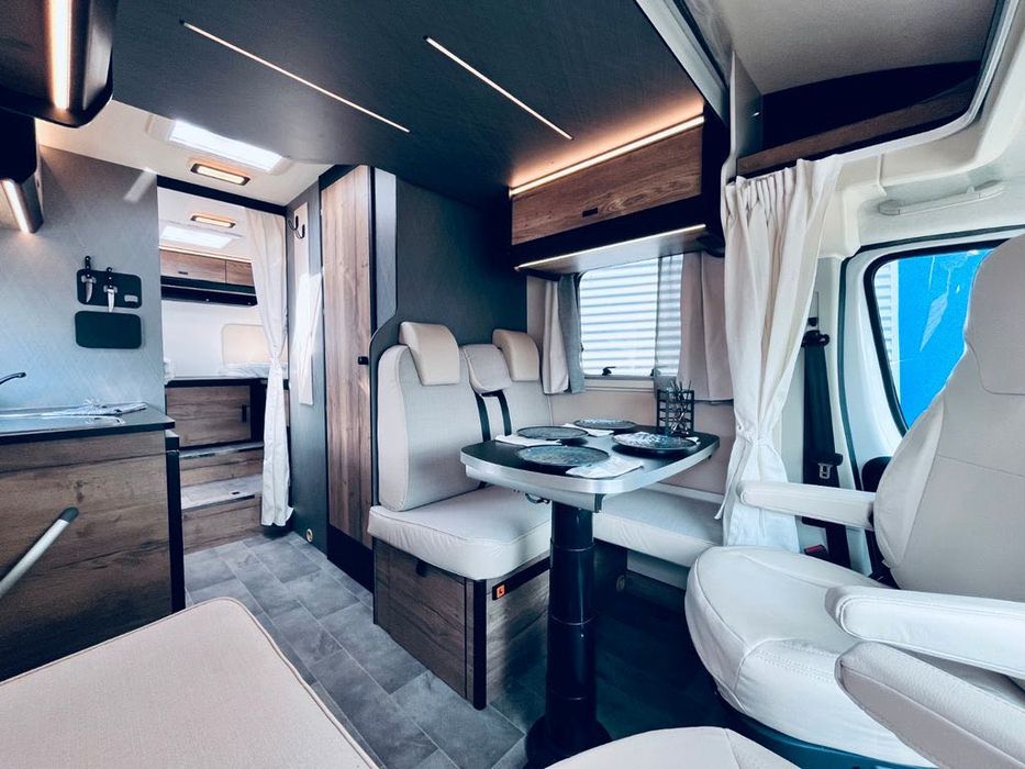 Autorulota XGO 98P, 0 km, Model 2026, Semi-Integrata, 5 locuri, Fiat Ducato