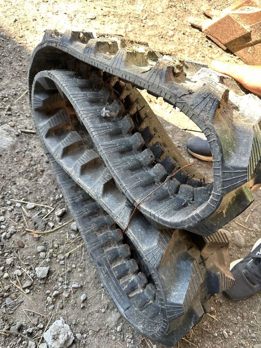 Șenilă S230x48x66 nouă și cupă de 20 cm