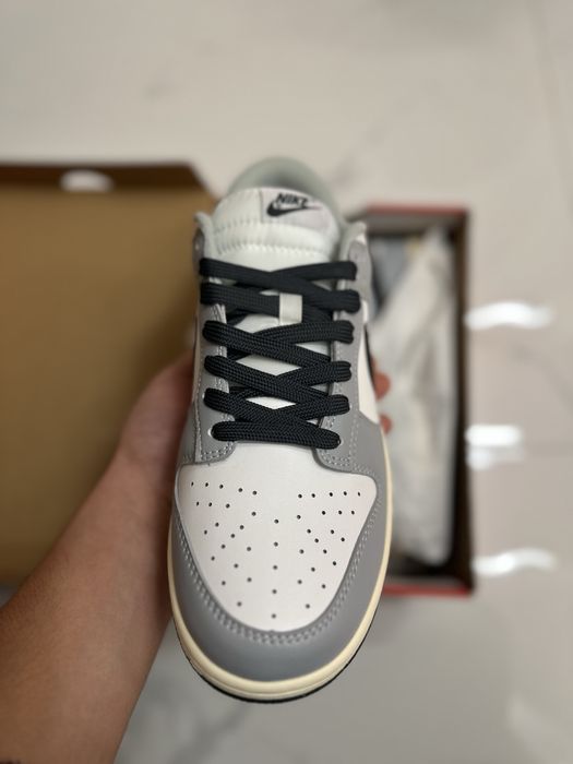 Nike Dunk Low "Light Smoke Grey"