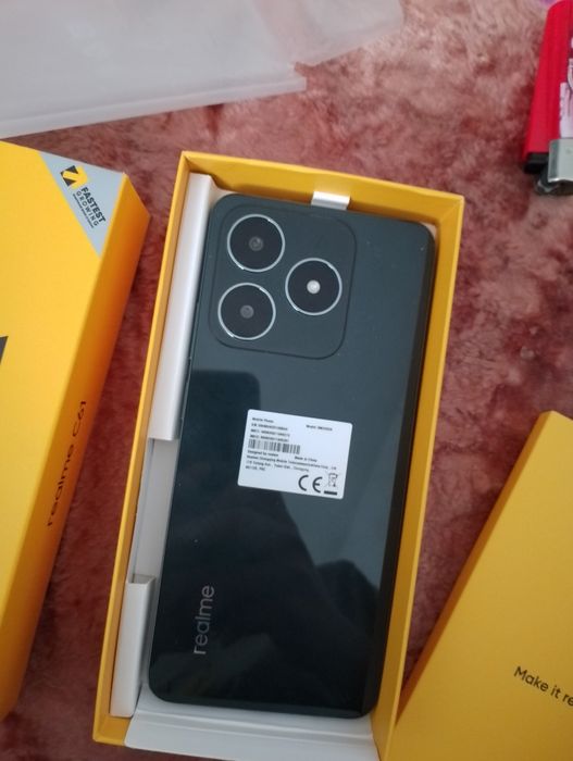 Realme C61 – Nou, 128 GB, Dual SIM (2 cartele), cu folie protecție