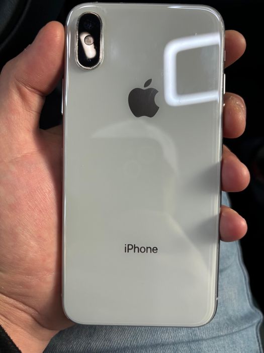 Iphone XS белый.