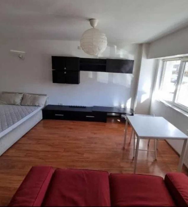 Дава се под наем Едностаен апартамент в Пловдив, Гагарин - 45 кв.м за 229.5 € - Снимка #2