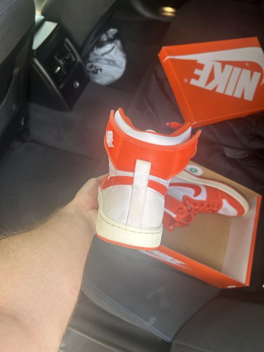Jordan 1 Mid Syracuse