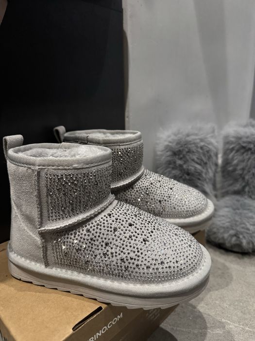 Блестящи ботуши