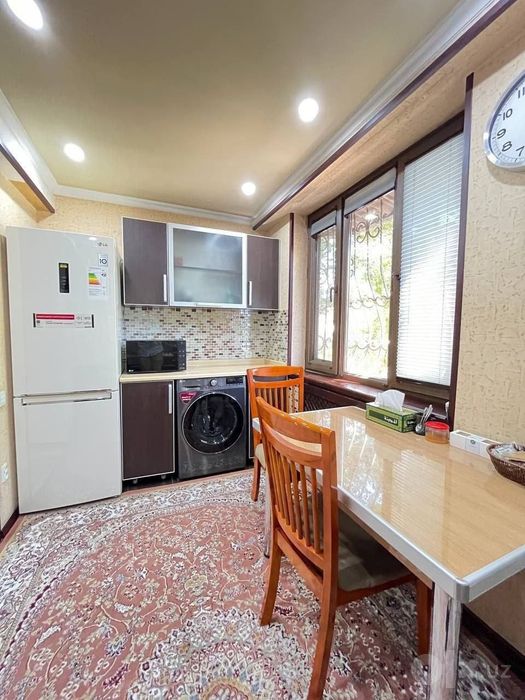 Продается 3х ком квартира, ориентир: Ц-1 кафе Бибигон, 75м²