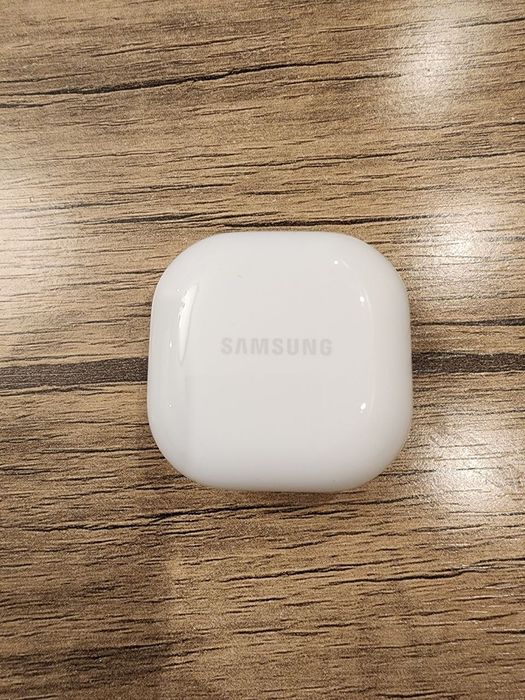 Левый наушник samsung galaxy buds 2