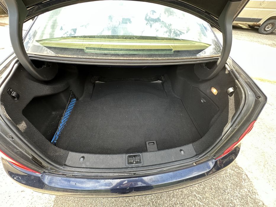 Mercedes Benz C200 compressor