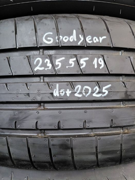 235/55/19" Goodyear 4бргумидон2025.Нови