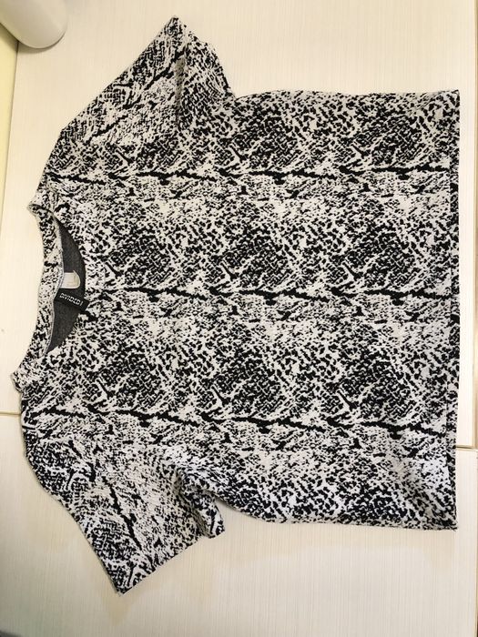 Блуза HM Divided