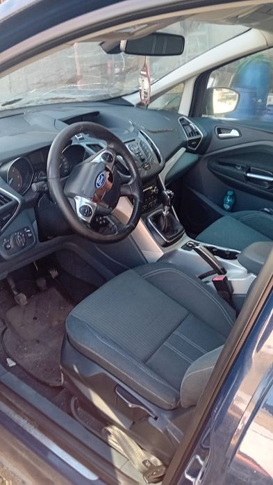 Ford grand c max 2011 avariat fata