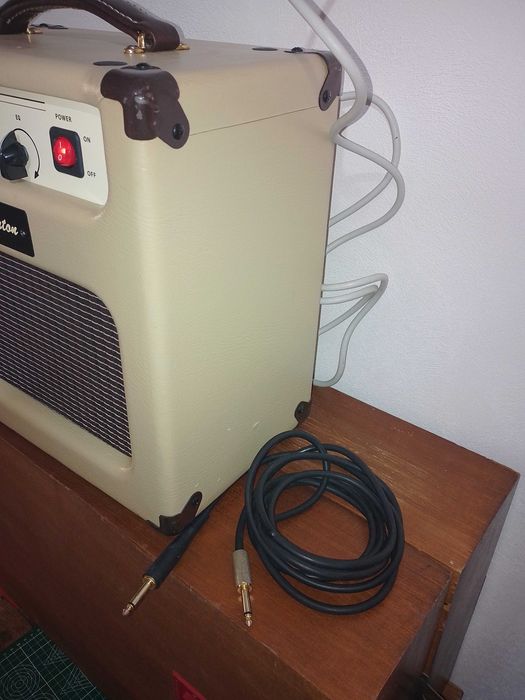 Amplificator /boxa chitara electrica Harley Benton GA5 Combo pe lampi