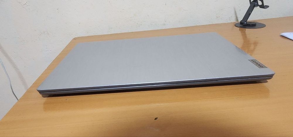 Lenovo sotiladi holati yaxshi