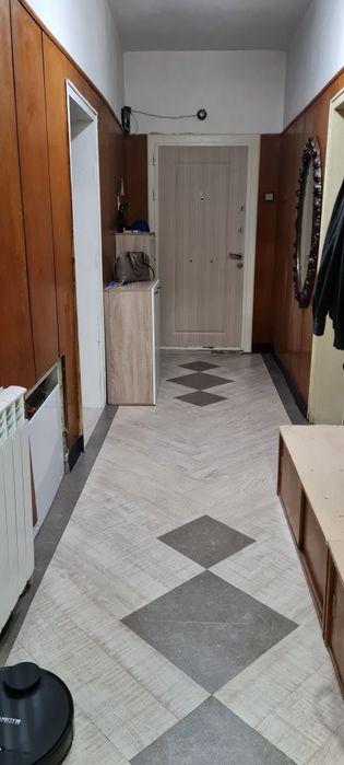 Продава се Тристаен апартамент в Луковит - 109 кв.м за 702 €/кв.м - Снимка #10