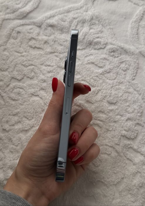 Продам iphone 13 про