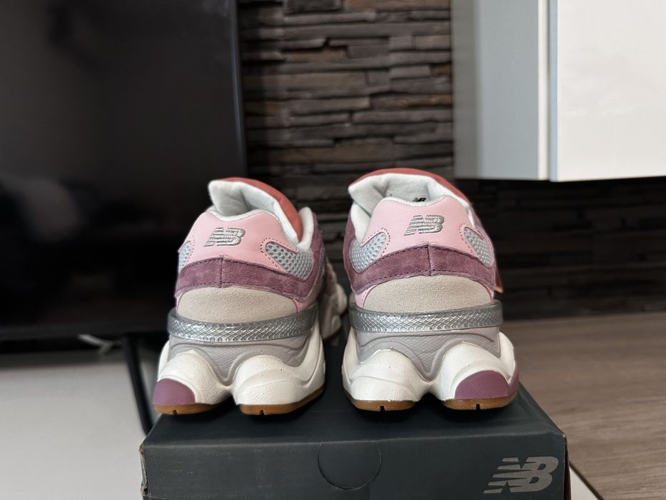 Adidasi New Balance 9060 36
