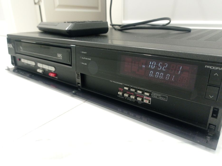 Видеомагнетофон VHS SABA VR 6520