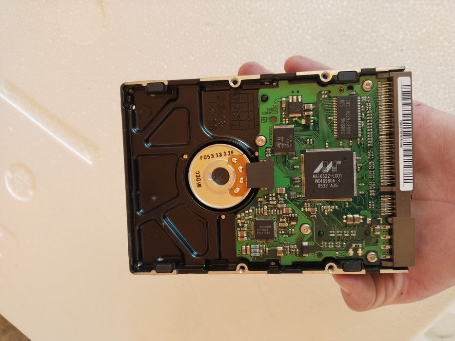 жесткий диск от Самсунг 80 гб