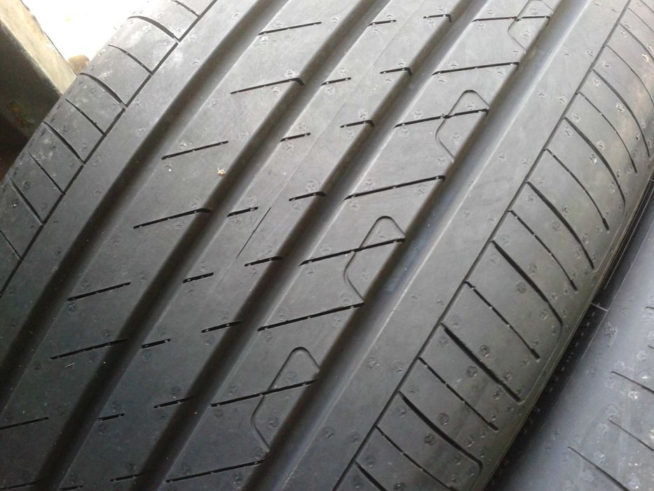 215/50/18'' 4бр Good year eficient grip,dot1821