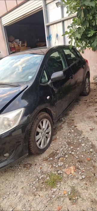 Тойота Аурис  Toyota Auris 2009г.  2000куб. 126кс. D4D  ДИЗЕЛ НА ЧАСТИ
