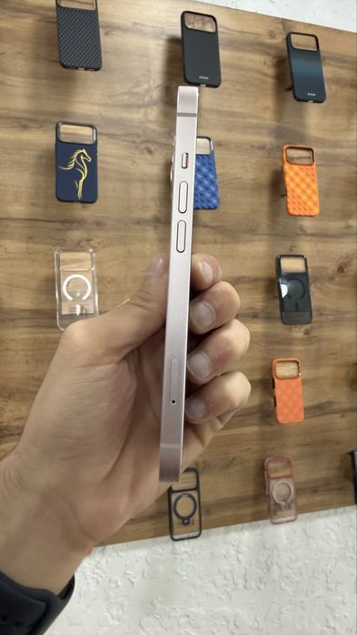 iPhone 13