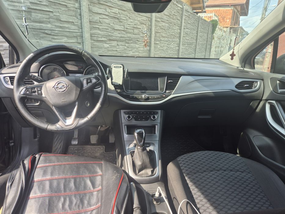 Opel astra 1.5 diesel 122 cai din 2020