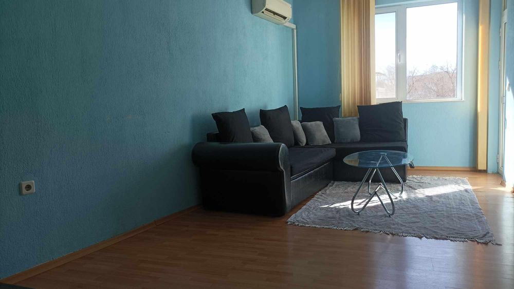 Дава се под наем Тристаен апартамент в Пловдив, Мараша - 90 кв.м за 433.5 € - Снимка #1