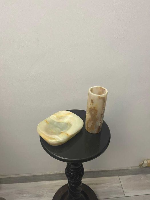 Set doua bibelouri statuete bibelou din onix scrumiera ieftine