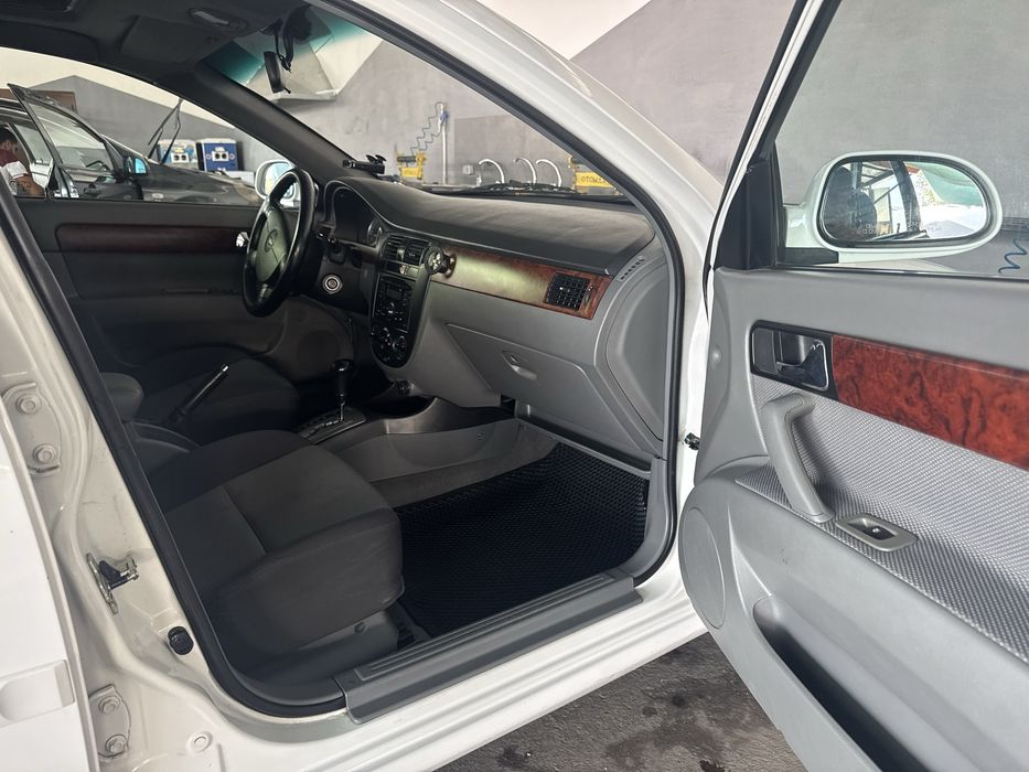 Chevrolet Lacetti 1.6 avtomat
