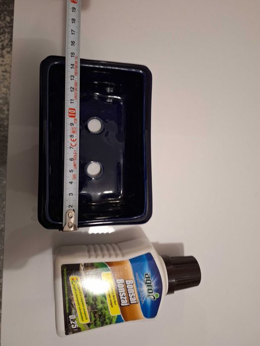 Ghiveci si fertilizant bonsai