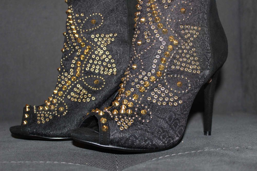 Отворени боти ZARA номер 38