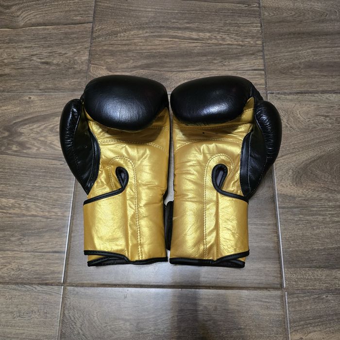 Боксови ръкавици Cleto Reyes