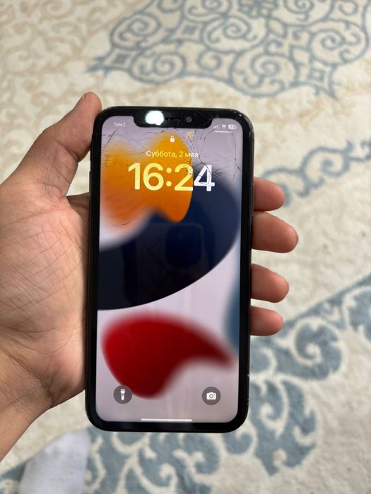 iPhone 11 /128/100