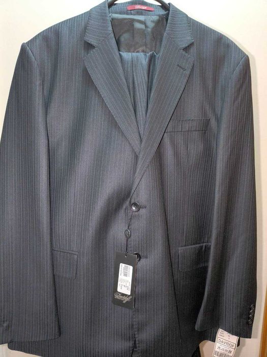 kostyum shim sotiladi