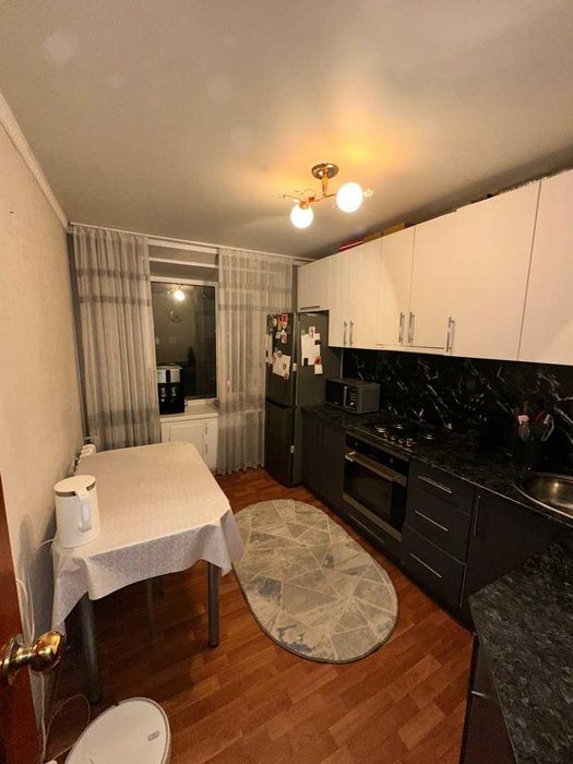 Продам 3 комнатную квартиру