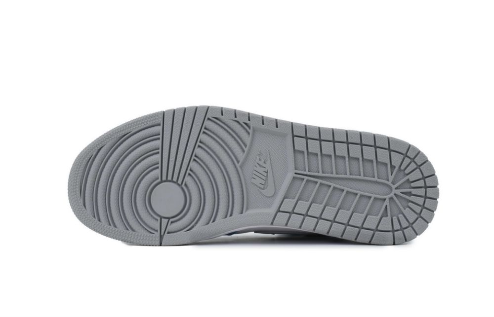 Jordan 1 High Hiper Royal