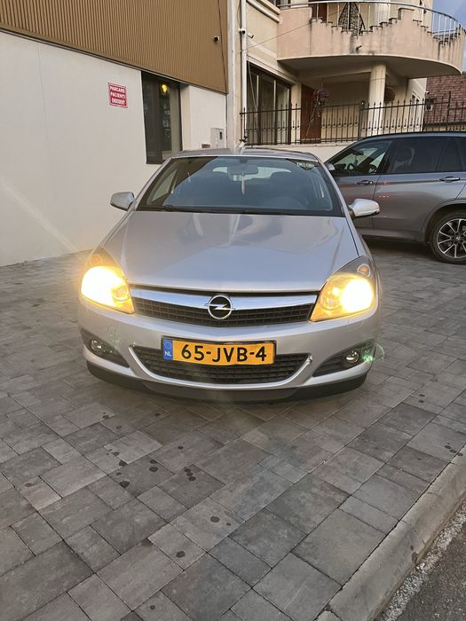 Opel astra gtc 2007