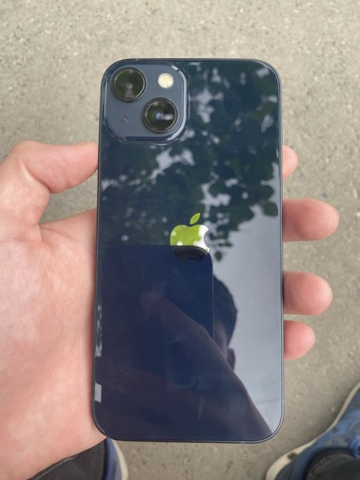 IPhone 13 ideal.