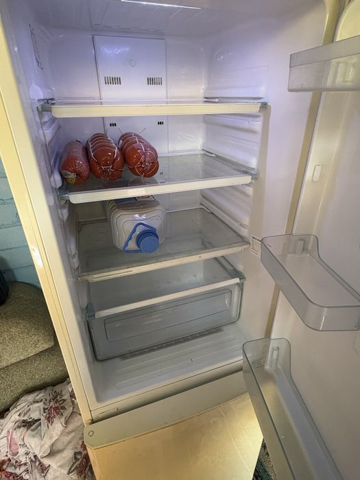 Холодильник продам