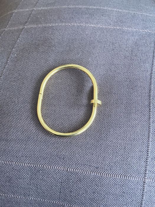 Стоманена гривна